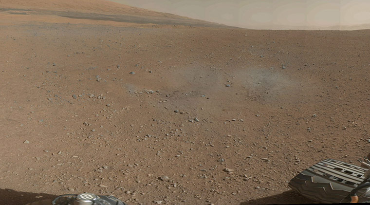 Curiosity on Mars: NASA's Curiosity Rover Captures Mars