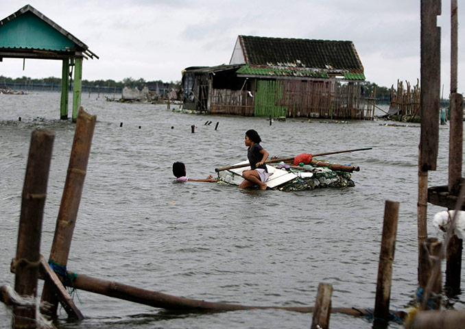 Manila flooding: Manila braises another storm after a deadly floods.