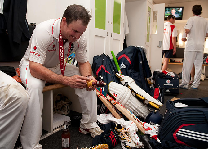 Strauss 100 tests: England go on to defeat the Australians at the Oval