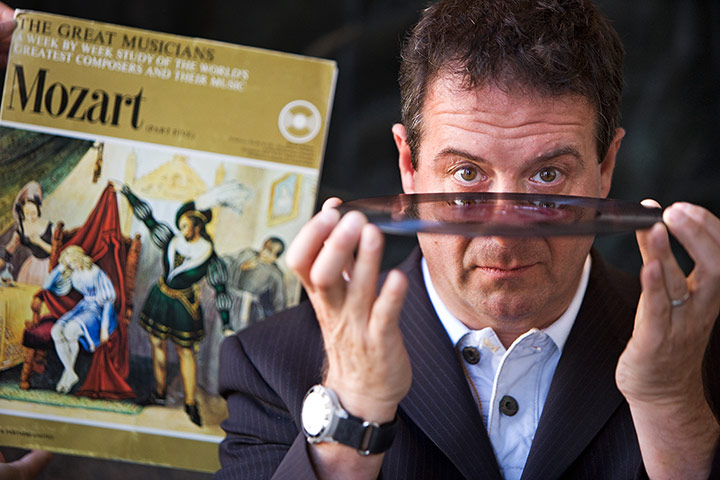 Edinburgh Festival: Mark Thomas with his fathers records