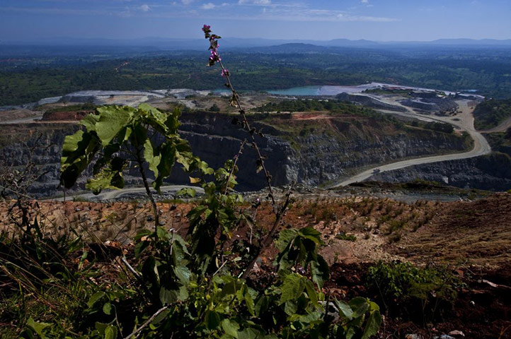 Gold mine in Ethiopia: Midroc  intensive gold mining