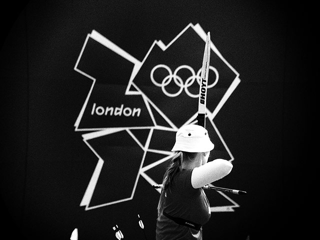 Dan Chung Gallery: Carin Christiansen competes in the Women's individual archery 