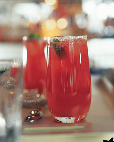 Gatsby cocktails: Raspberry rickey cocktail
