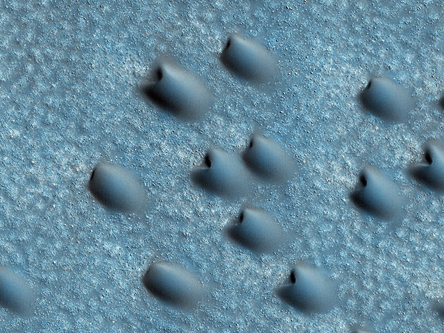 A month in space: Northern Polar Dune Field on Mars