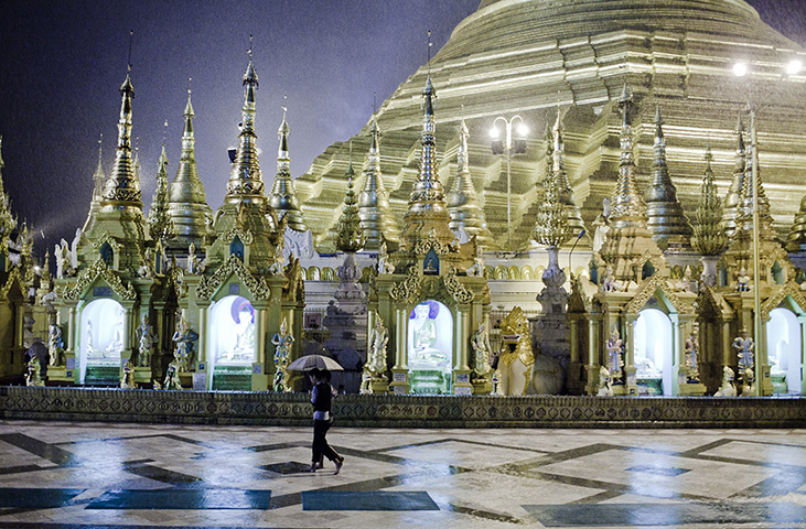 From the agencies : Burma struggles with political and economic reforms