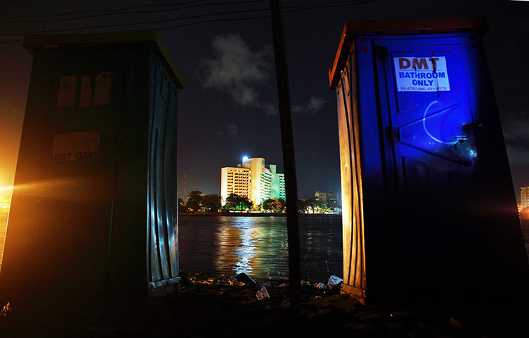 Adolphus: Kuramo beach shanties