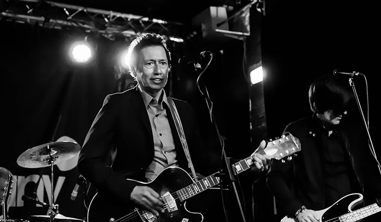 Readers gig pictures: Alejandro Escovado & The Sensitive Boys by snapyhappy1952