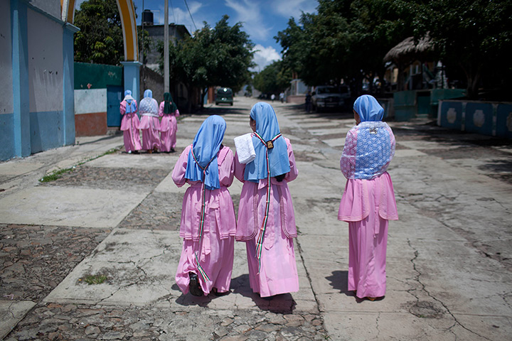 24 hours: Nueva Jerusalen, Mexico: People belonging to the Virgen del Rosario group