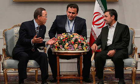 Ban Ki-moon speaks with Iran's President Ahmadinejad