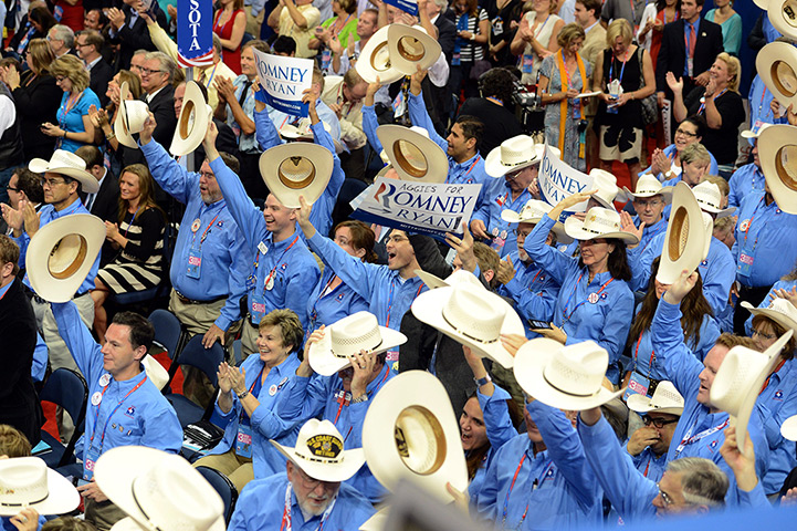 Republican convention: Texas delegates cheer as New Mexico Governor Susana Martinez speaks