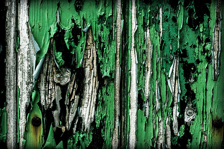 Your Pictures: Fade: Green peeling paint
