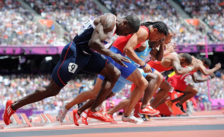 tom jenkins: Dwain Chambers qualifies in the men's 100m heats