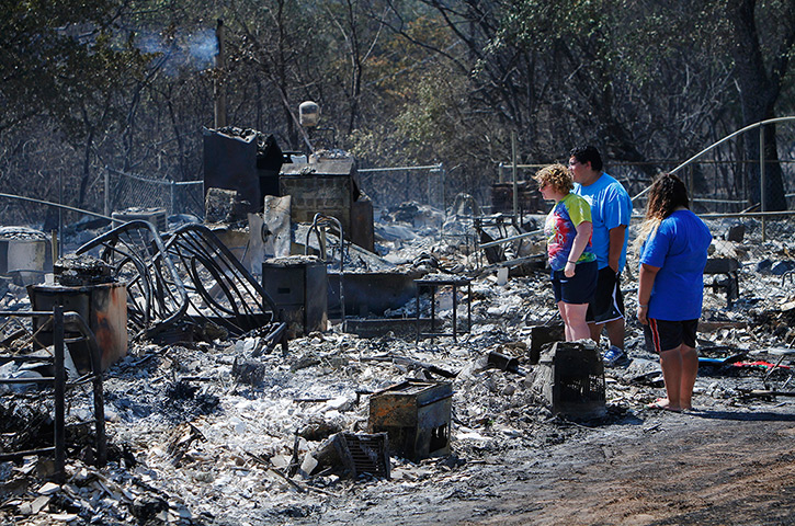 Oklahoma wildfires: Residents in Luther look at the remains of their homes 