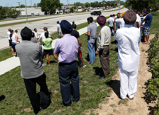 Sikh Temple Shooting USA: Shooting At Sikh Temple Outside Of Milwaukee