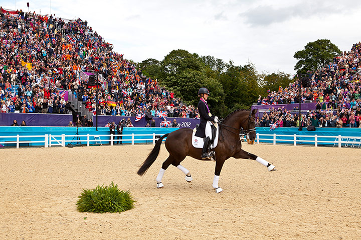 London 2012: Dressage: Dujardin wins