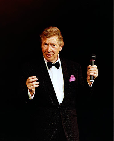 Max Bygraves: FILE: Entertainer Max Bygraves Dies At 89   Photo of Max BYGRAVES