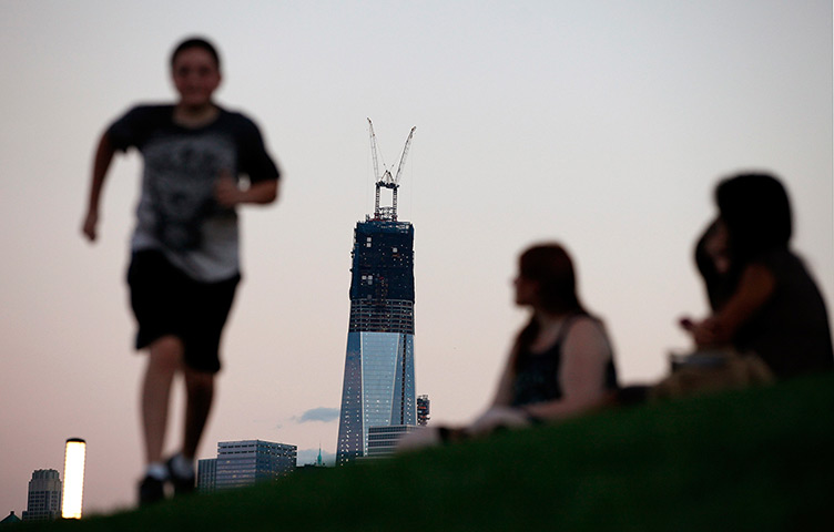 24 hours: Hoboken, New Jersey, USA: One World Trade Center stands tall 