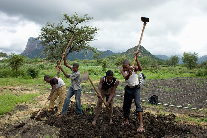 Concern Worldwide: four stories about Hunger in Kenya, by Gideon Mendel