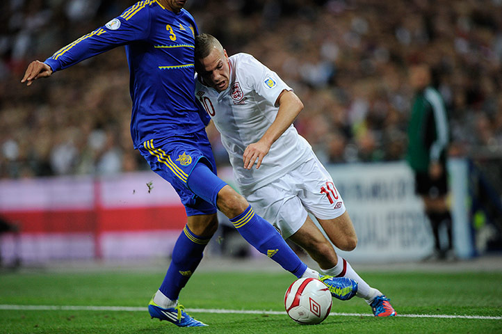 England v Ukraine: Cleverley against Khacheridi