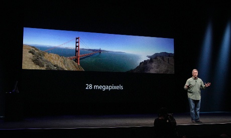 Schiller shows off panorama function.