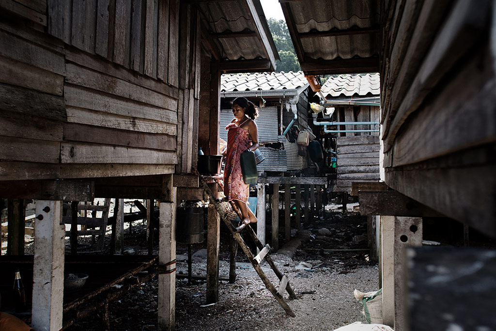 Life in Koh Lao, a Moken village