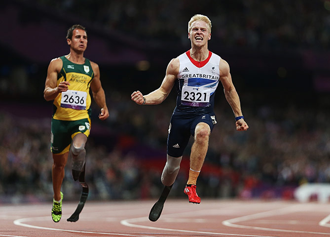 Aled Davies highlights: Jonnie Peacock