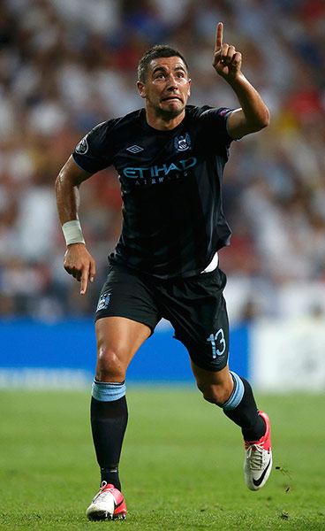 sport5: Manchester City's Aleksandar Kolarov