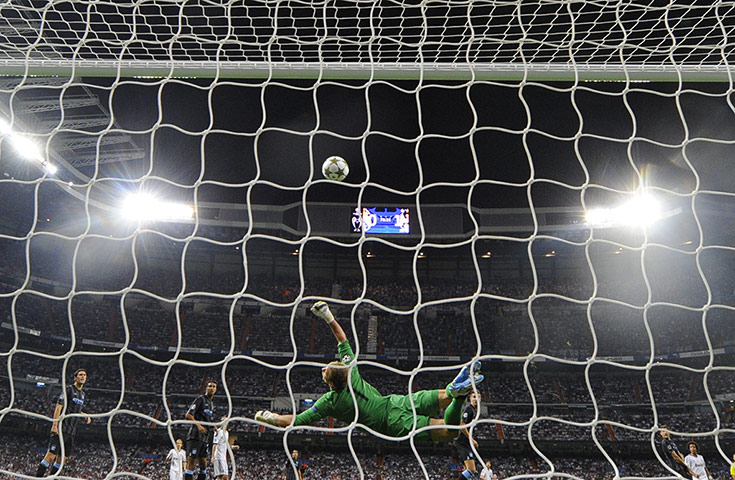 sport7: Manchester City's English goalkeeper Joe