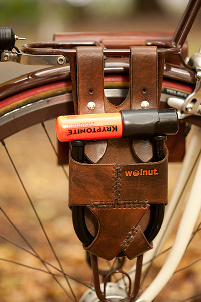 Cycling gear: U-lock holder
