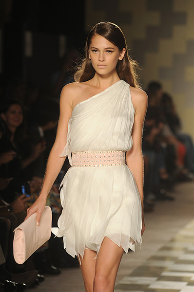 Milan Fashion week day 1: Mila Schon