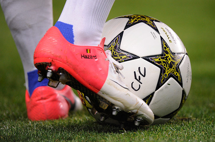 Chelsea v Juve 2: Hazard's boots and Chelsea ball