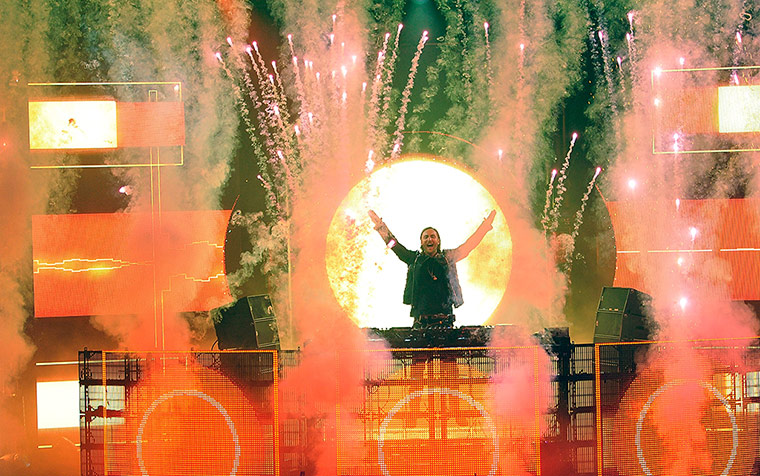Week in Music: David Guetta performs at the iTunes Festival