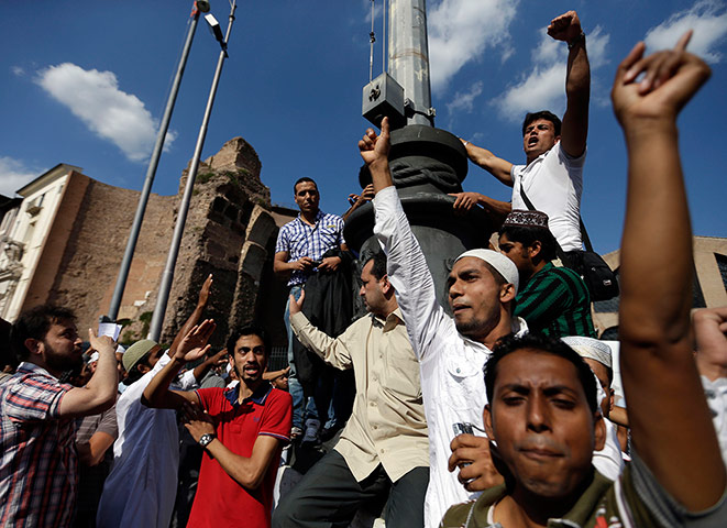 24 Hours: Protesters demonstrate in Rome, Italy, against a film ridiculing the prophet Muhammad