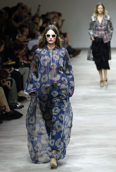 Paris fashion: Dries Van Noten Spring/Summer 2013 at Paris fashion week