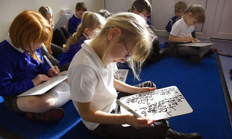 Phonics reading classes at a primary school in Devon, UK.