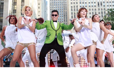 Foto Korea on Gangnam Style By South Korean Rapper Psy Has Topped The Uk Chart After