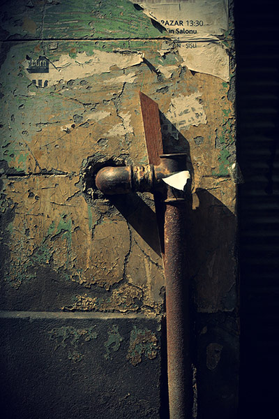 Your Pictures - Urban: Atmospheric picture of a drainpipe against a wall
