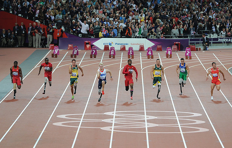 100m: 100m T44 final