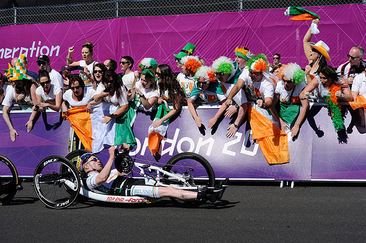 hand cycling: Irish fans cheer on Mark Rohan