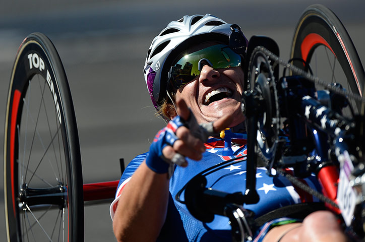 hand cycling: Marianna Davis of USA