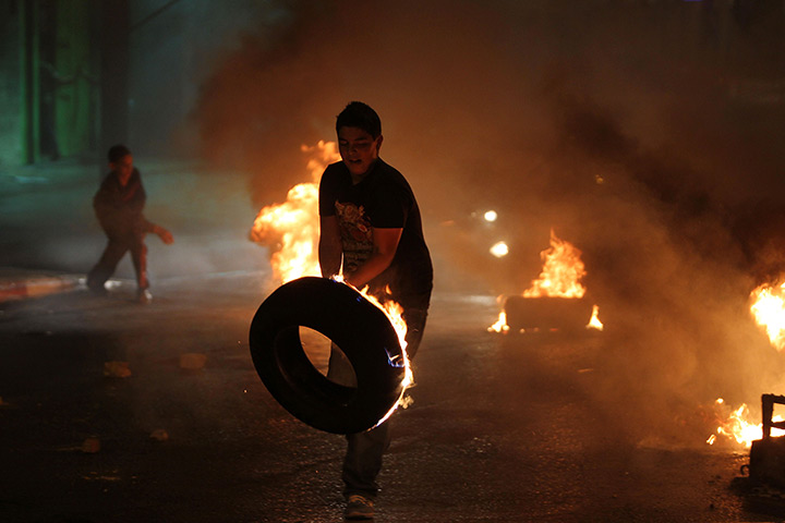 24 hours in pictures: protest against the high cost of living  on West Bank