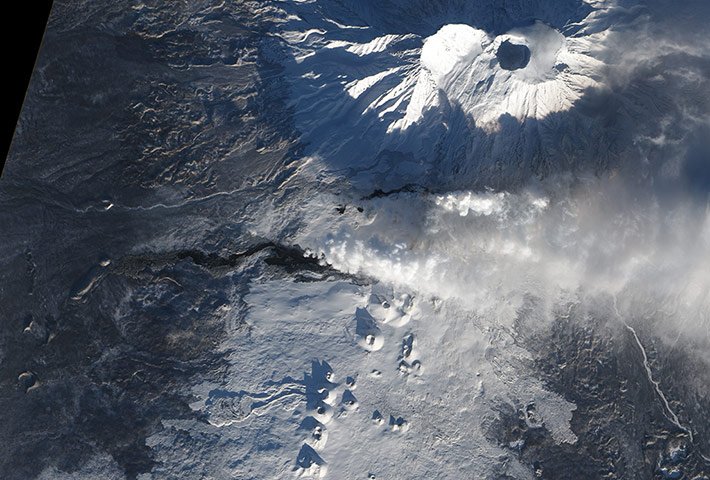 Satellie Eye on Earth: Eruption of Tolbachik Volcano