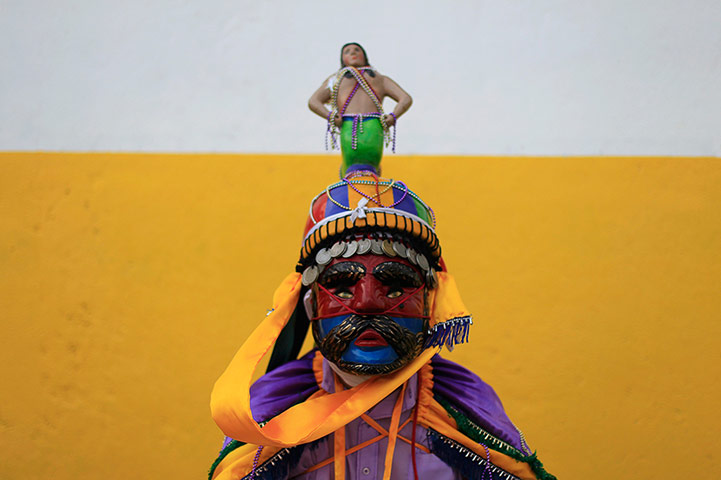 24 hours:  Salvadoran dancer known as 