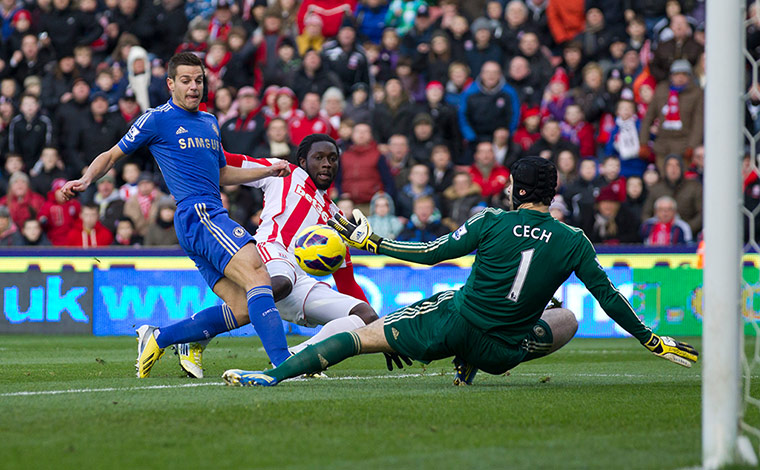 sat round up : Kenwyne Jones shoots