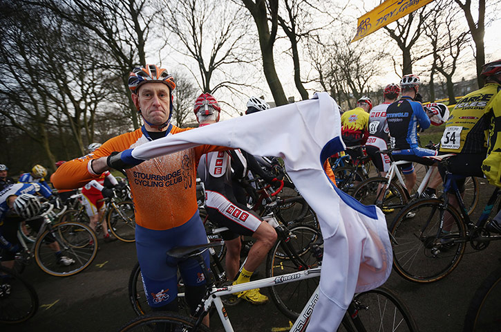 Cyclo-cross: Getting ready for the 'Veteran Men 50+' category race
