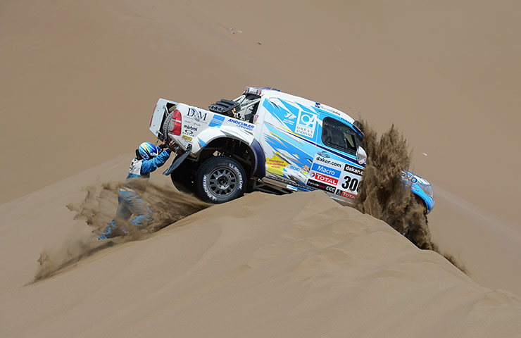 Dakar 2013: Lucio Alvarez and co-driver Ronnie Graue of team Toyota