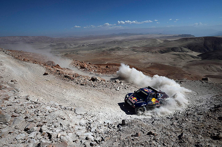 Dakar 2013: Qatar's Al-Attiyah and Spain's Cruz 