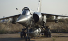 France pushes on with Mali air strikes