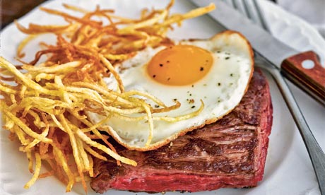 Bavette of beef with fried  egg and straw potatoes.