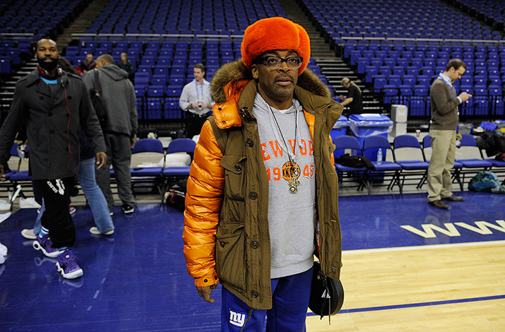 NBA training: Knicks fan Spike Lee at the NBA basketball practice session